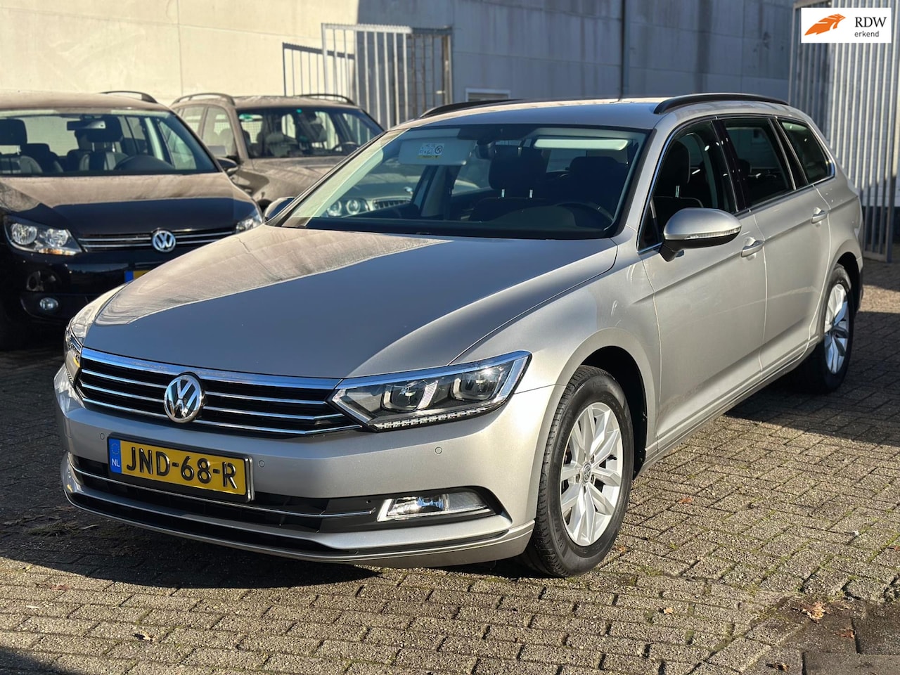 Volkswagen Passat Variant - 1.4 TSI ACT Comfortline Bj:2016 ACC VerwarmdStuur Camera Navi LED - AutoWereld.nl