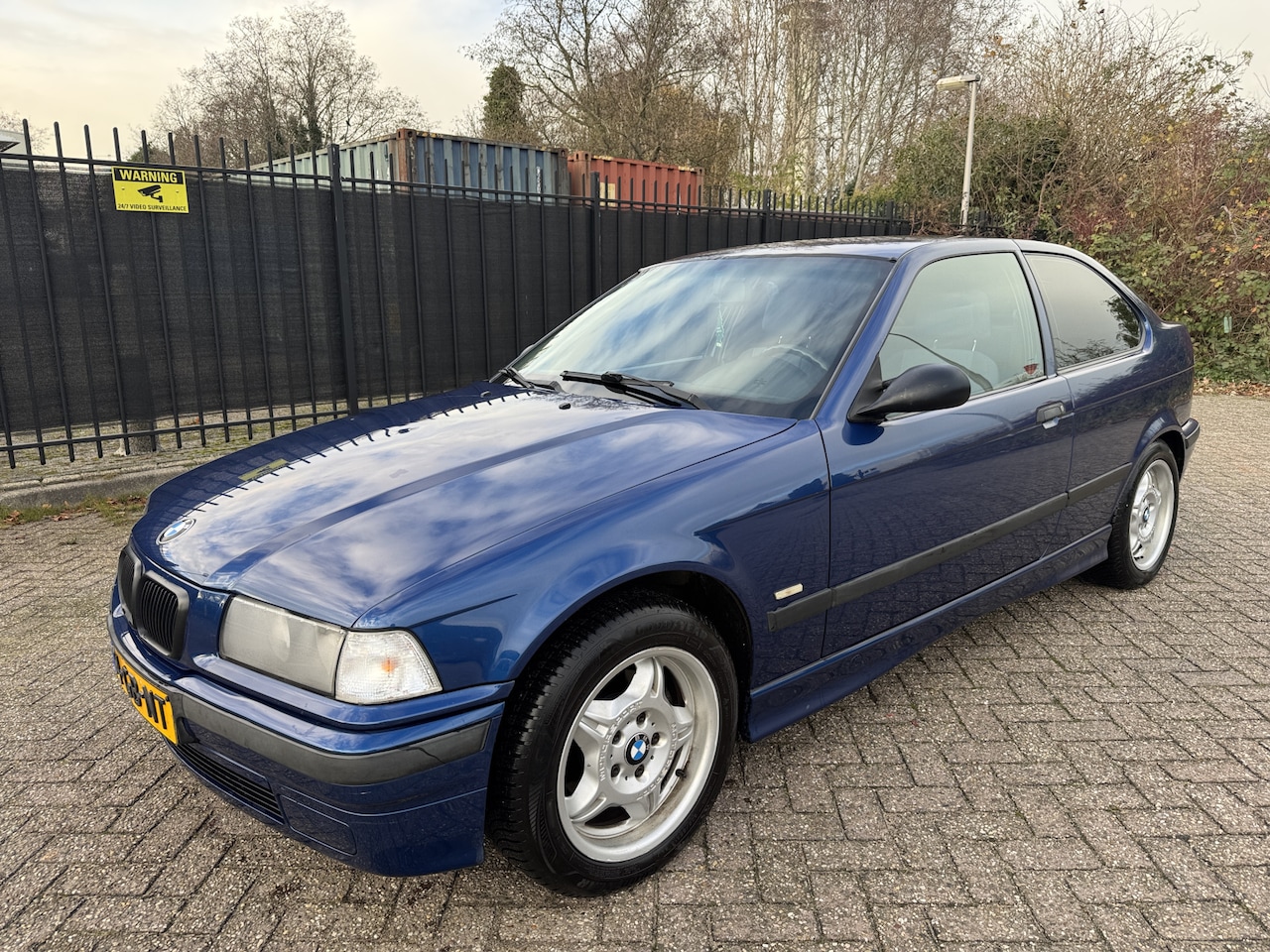 BMW 3-serie Compact - 316i Automaat Executive Airco/CV/LMV - AutoWereld.nl