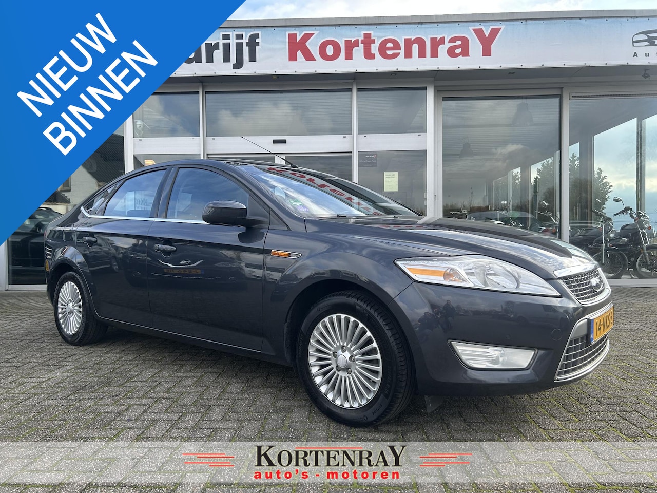 Ford Mondeo - 2.0-16V titanium ecc airco/pdc/cruise control/trekhaak/nieuwstaat - AutoWereld.nl