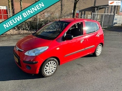 Hyundai i10 - 1.1 Active NETTE AUTO RIJDT EN SCHAKELT GOED