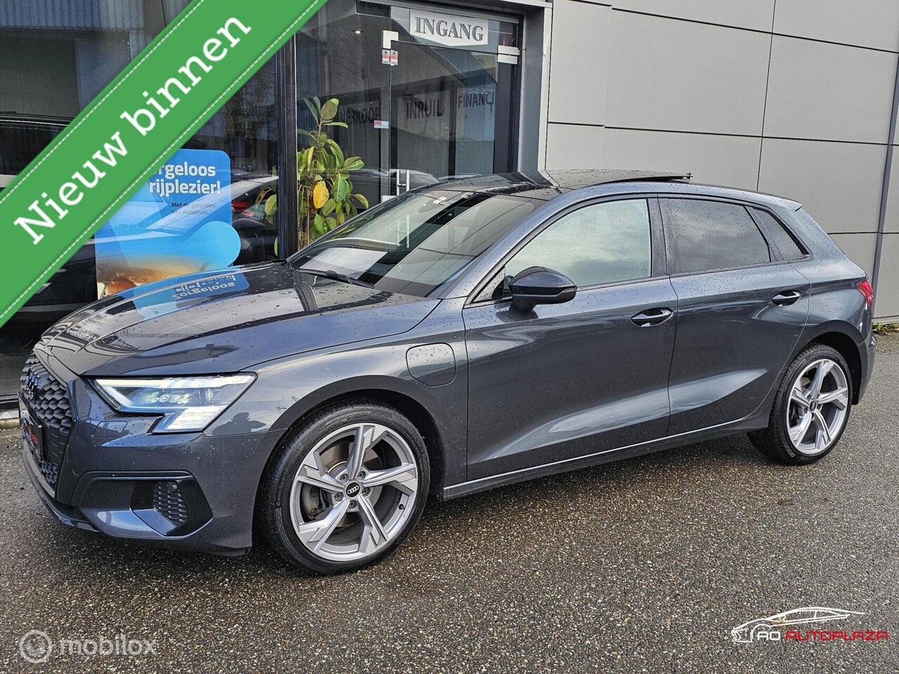 Audi A3 Sportback - 40 TFSI e Edition Panorama/HUD/Memory/Sfeer/Keyless - AutoWereld.nl