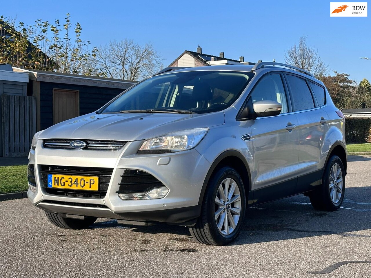 Ford Kuga - 1.5 Titanium Styling Pack Achteruit camera*Navigatie*Cruise*Clima*Dealer onderhouden*Trekh - AutoWereld.nl