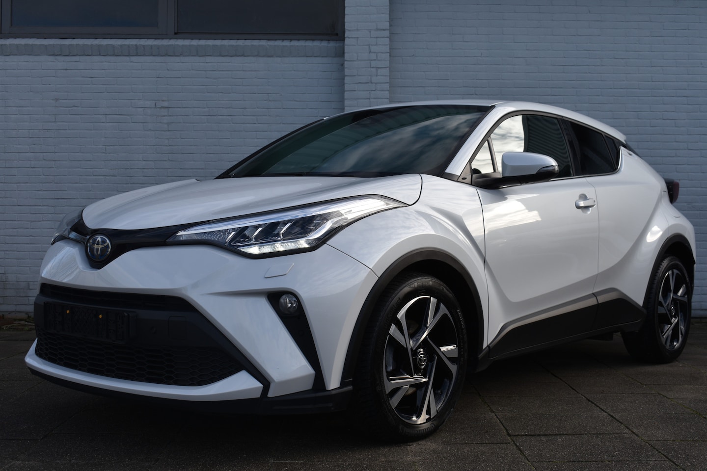 Toyota C-HR - 1.8 Hybrid Style Limited Automaat 122pk | Stuur&stoel verwarming | BSM | PDC | Cruise cont - AutoWereld.nl