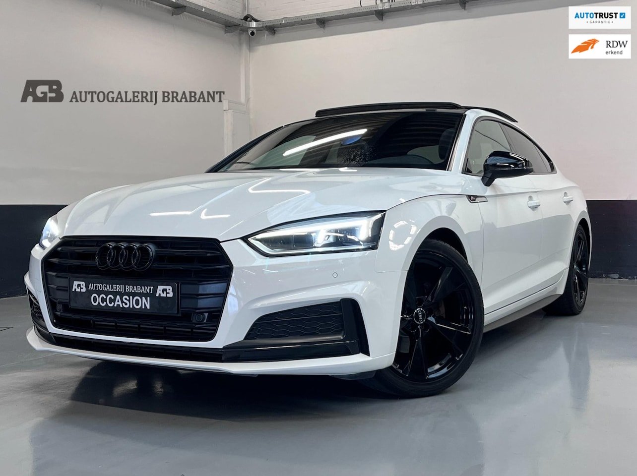 Audi A5 Sportback - 2.0 TFSI Sport Design Pano/Automaat/Carplay/190pk - AutoWereld.nl