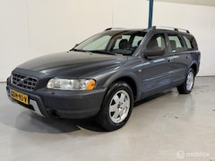 Volvo XC70 - 2.5 T Momentum AUTOMAAT / YOUNGTIMER
