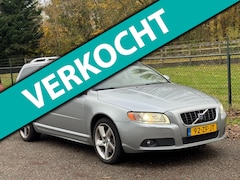Volvo V70 - 2.4 D5 Summum /Navi/Trekhaak/Airco/