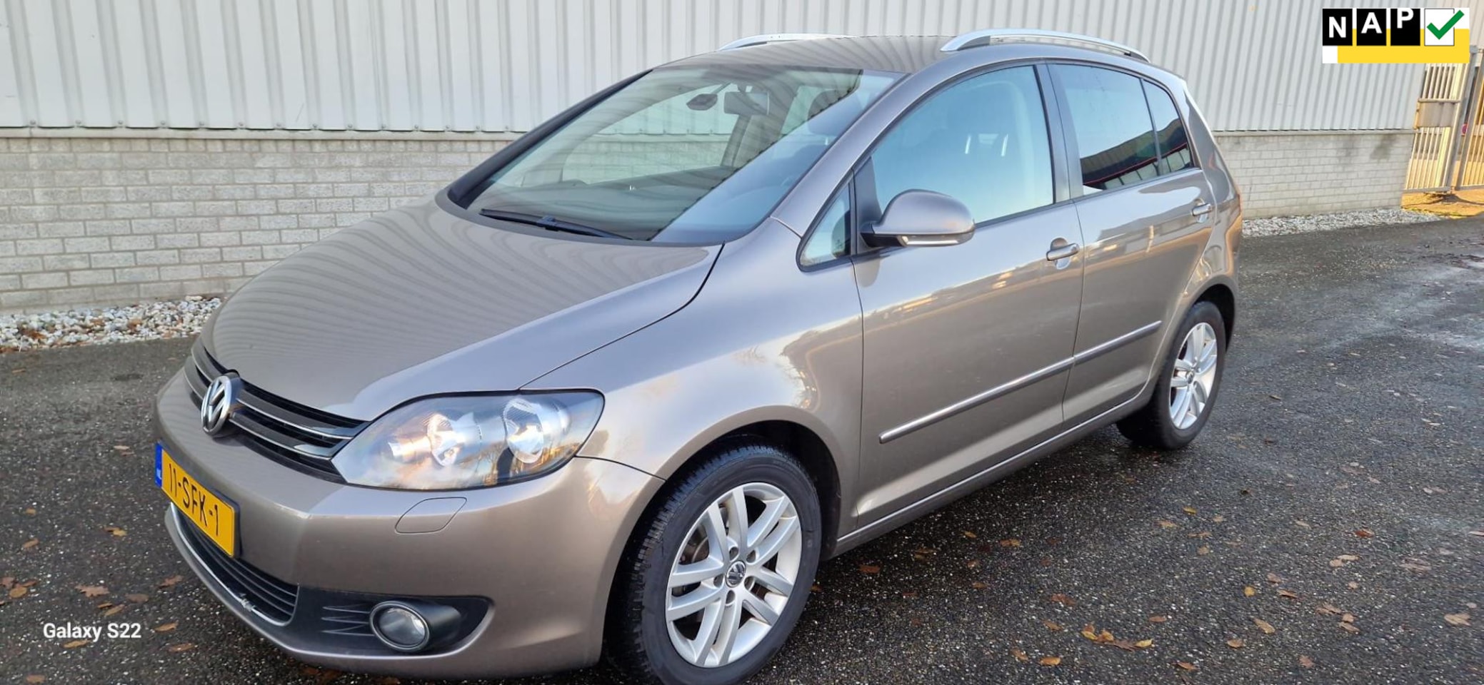 Volkswagen Golf Plus - 1.2 TSI Highline BlueMotion 1.2 TSI Highline BlueMotion - AutoWereld.nl