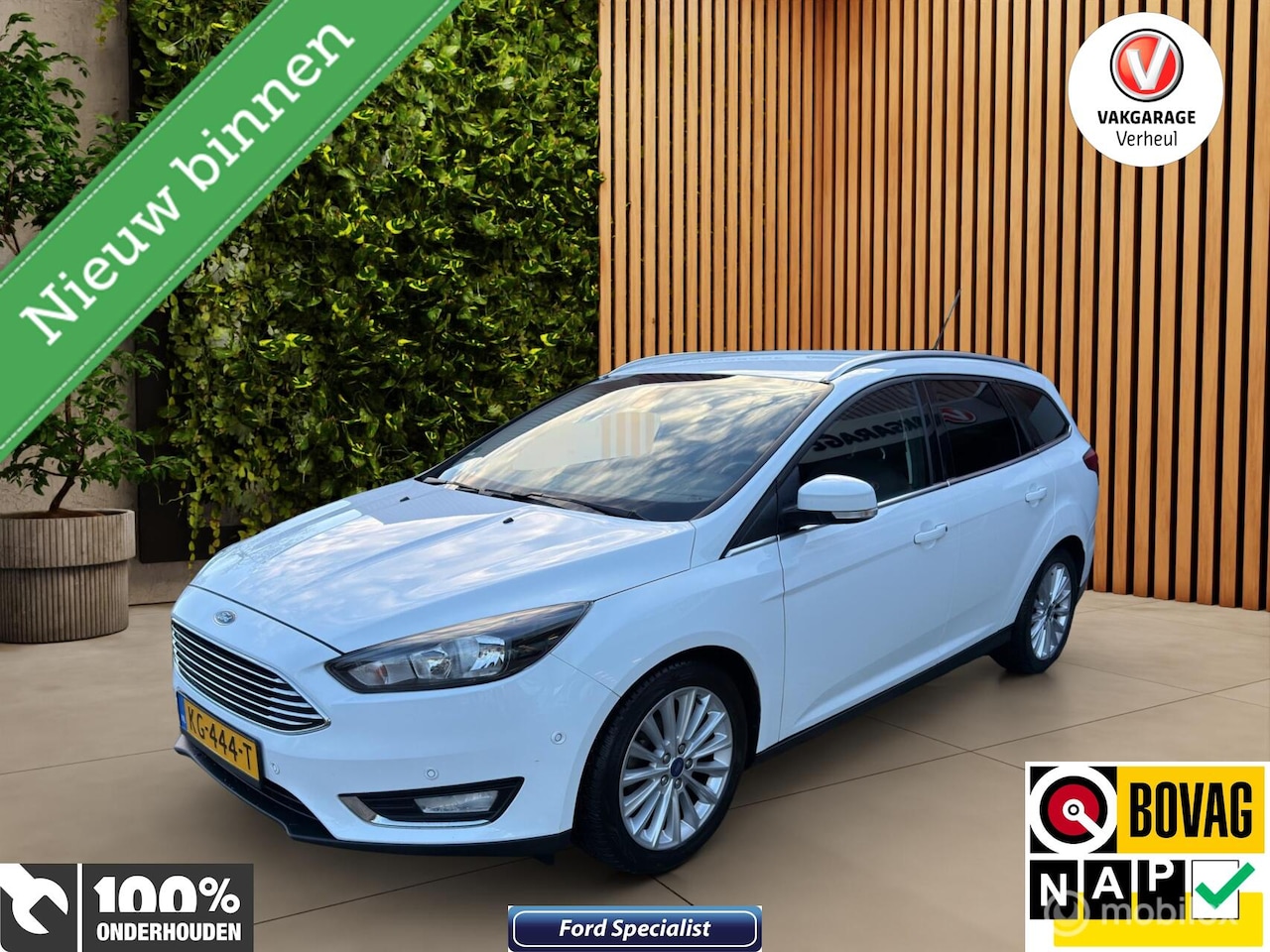 Ford Focus Wagon - 1.0 Titanium|125pk|boekjes|NAP|Navi - AutoWereld.nl