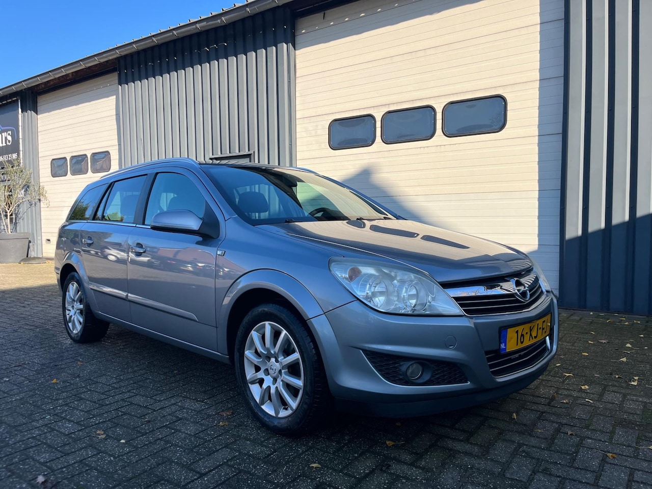 Opel Astra Wagon - 1.6 Temptation 2007 APK NIEUW AIRCO - AutoWereld.nl