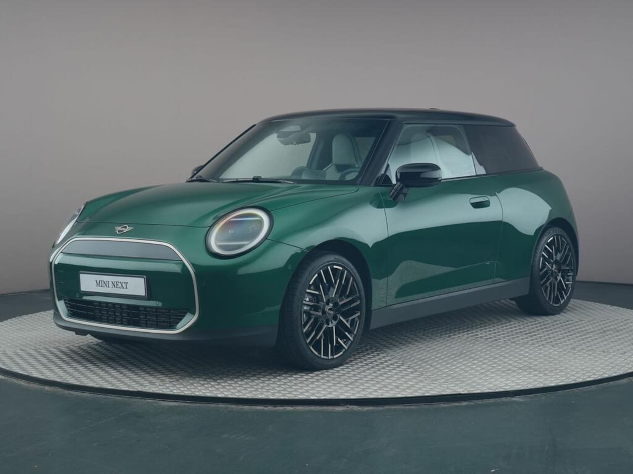 MINI Cooper - E Favoured M 40.7 kWh - AutoWereld.nl