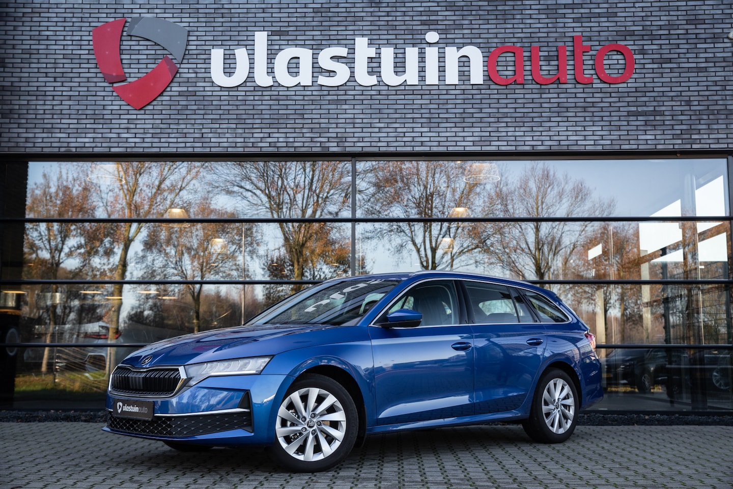 Skoda Octavia Combi - 1.5 TSI MHEV Business Edition Plus 1.5 TSI MHEV Business Edition Plus , Adap. cruise, Trekhaak, Stoel/stuurverwarming, - AutoWereld.nl