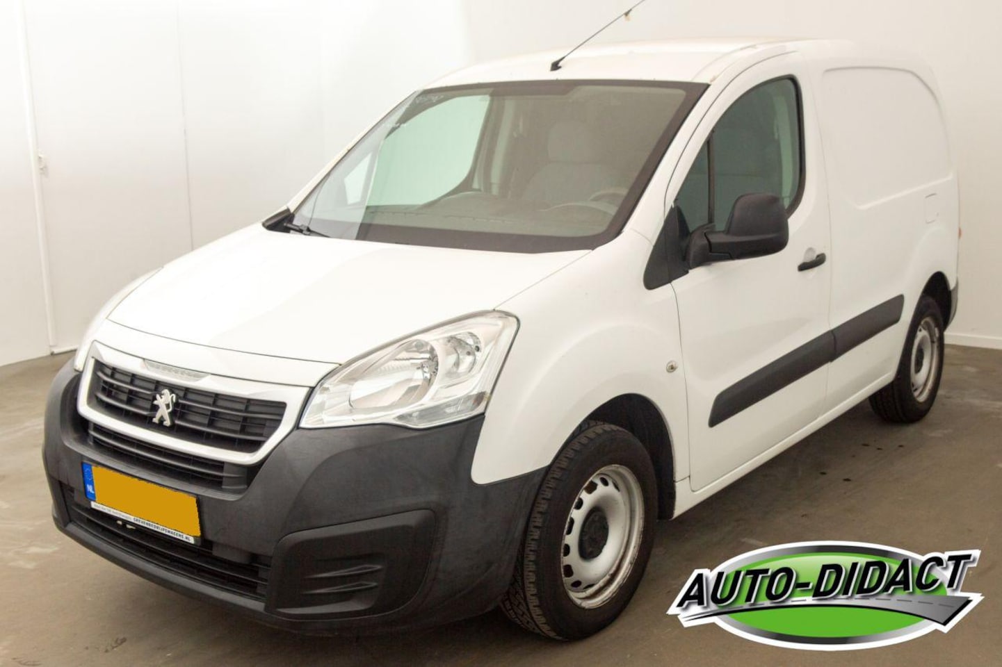Peugeot Partner - 122 1.6 BlueHDi Airco 100 L1 XR S&S - AutoWereld.nl