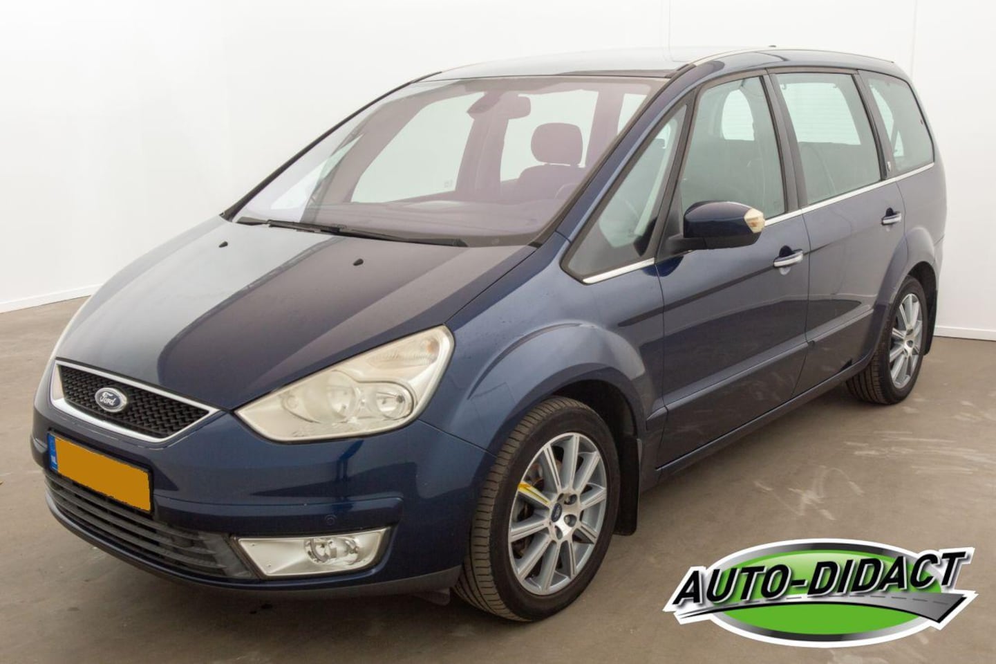 Ford Galaxy - 2.0-16V 7p. Clima Ghia Limited - AutoWereld.nl