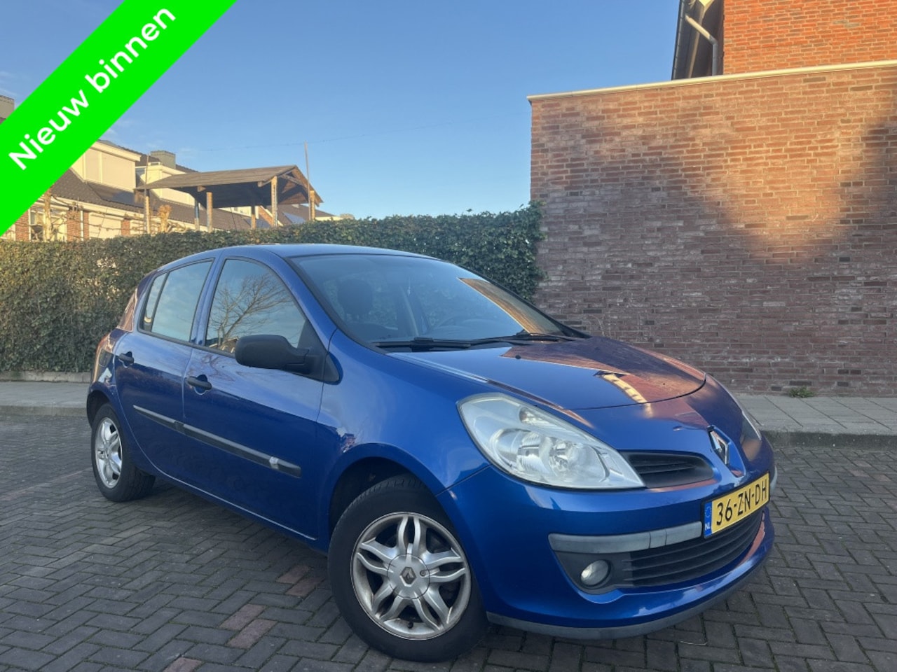 Renault Clio - 1.2 TCE Expression Airco Lage Km Nap - AutoWereld.nl