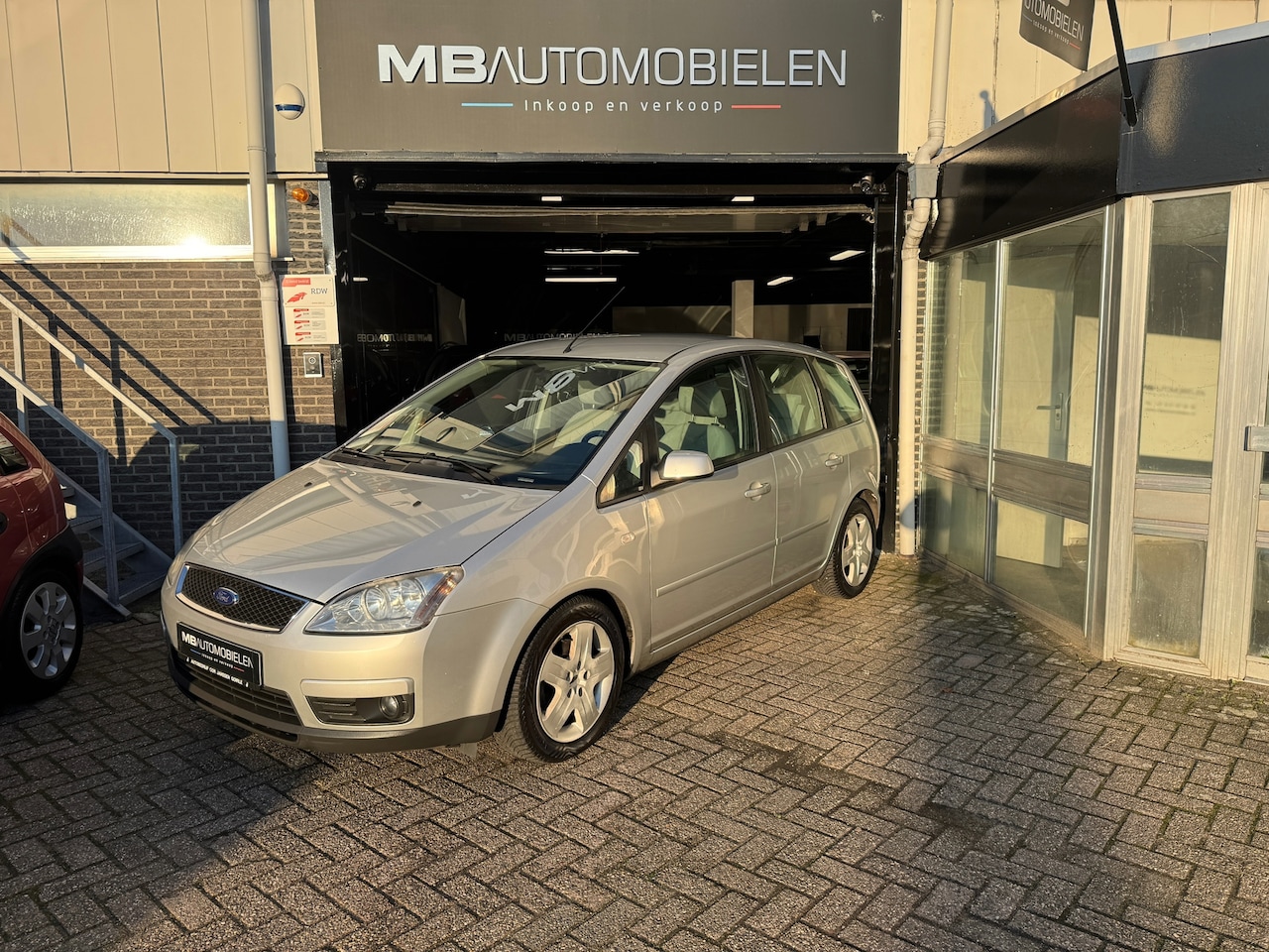Ford Focus C-Max - 1.8-16V Futura/Automaat/Airco//1 Jaar APK/Trekhaak/vol opties!! - AutoWereld.nl