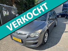 Hyundai i30 CW - 1.4i Blue Active, MOTOR DEFECT Airco, Apk 09/2026, Trekhaak *motor defect