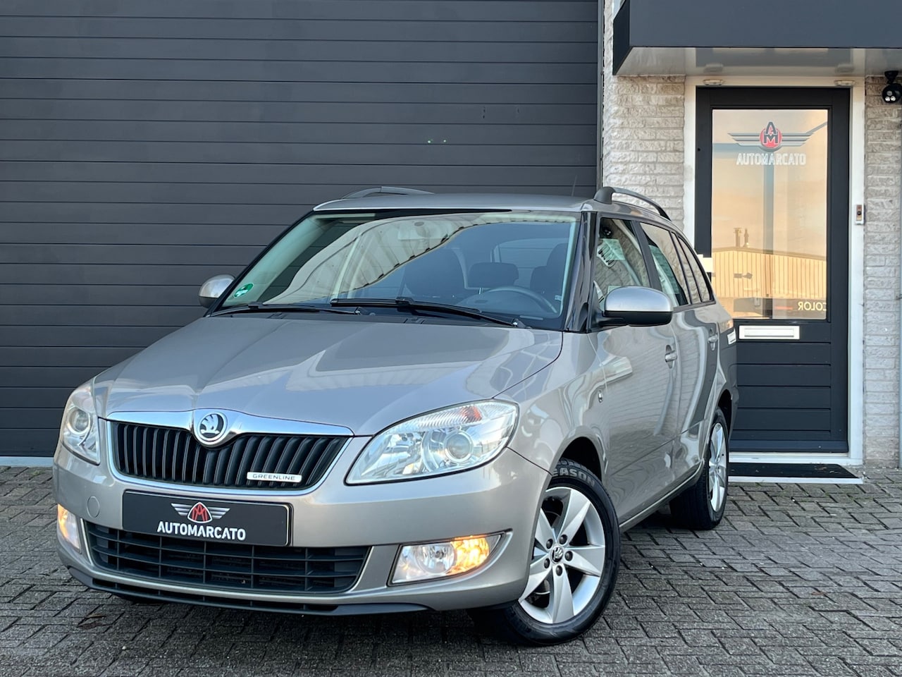 Skoda Fabia Combi - 1.2 TDI Greenline Businessline | Navi | Sportwielen | Cruise | PDC | Distributie Vervangen - AutoWereld.nl