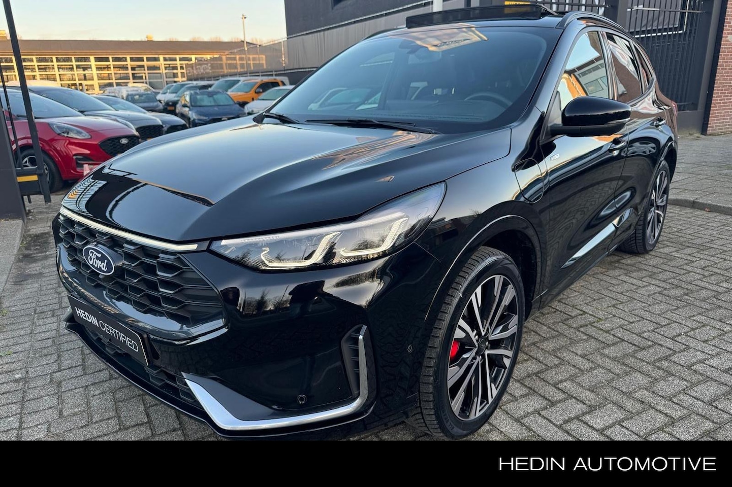 Ford Kuga - 2.5 PHEV ST-Line X | Panoramadak | Technology Pack | Winter Pack | Trekhaak | 20 inch - AutoWereld.nl