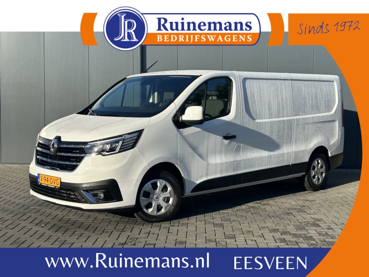 Renault Trafic - 2.0 dCi 110 PK / L2H1 / TREKHAAK / 31.141 KM !! / 1e EIG. / AIRCO / CRUISE / 3-ZITS / APPL - AutoWereld.nl