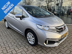 Honda Jazz - 1.3 i-VTEC Comfort TREKHAAK | NAVIGATIE | PARKEER SENSOREN V+A | AIRCO | CRUISE CONTROLE |