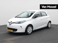 Renault Zoe - R90 Life 41 kWh | Climate Control | Apple Carplay / Android Auto | Navigatie | Parkeersens