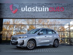 BMW X1 - sDrive18i M-sport , Draadloze lader, Keyless entry, Achteruitrijcamera,