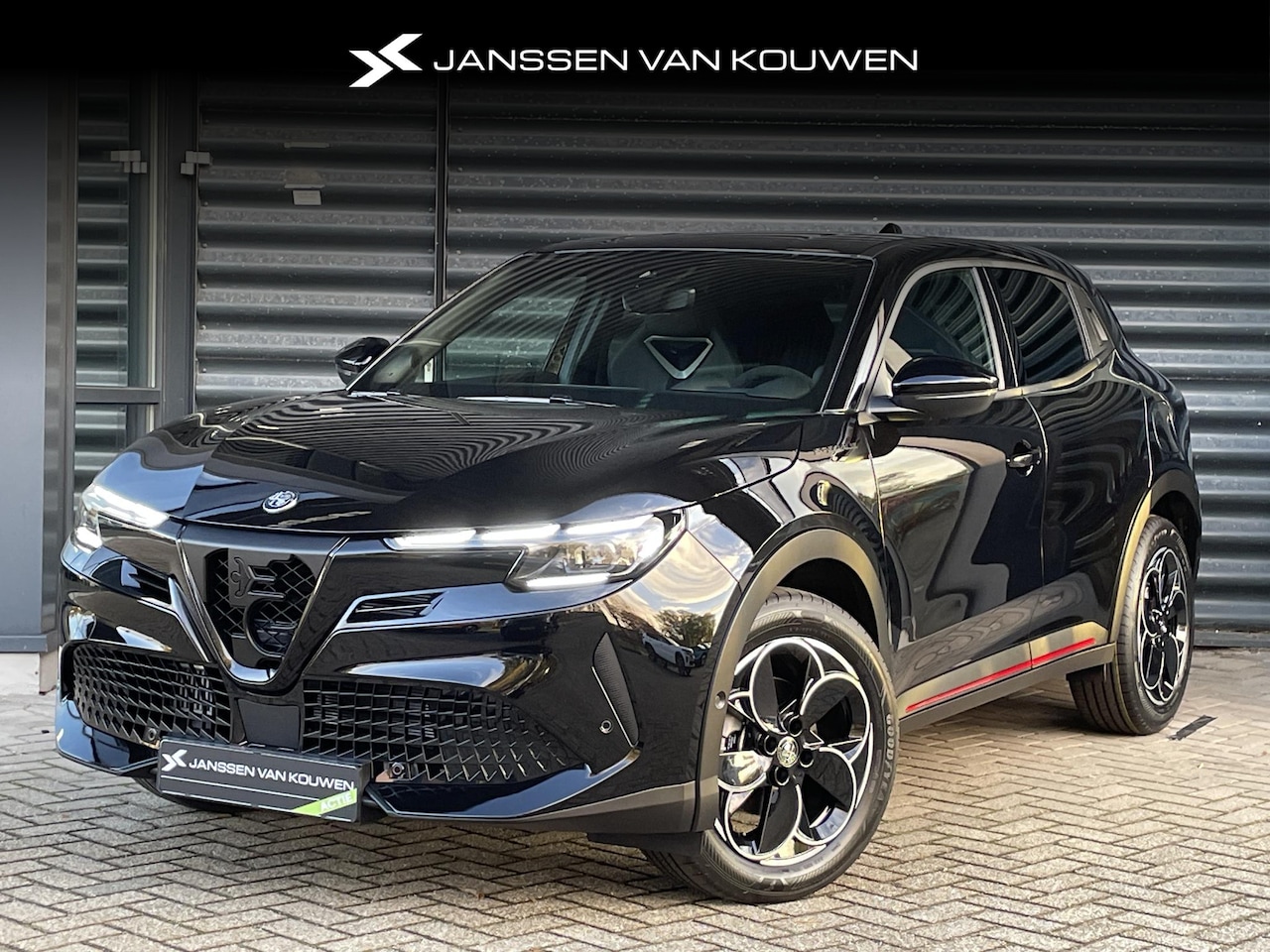 Alfa Romeo Junior - 1.2 Turbo Hybrid Ibrida Speciale 18 inch velgen * Techno Pack - AutoWereld.nl