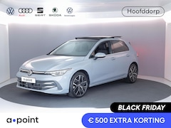 Volkswagen Golf - 1.5 eTSI 50 Jahre Edition 150 pk Automaat (DSG) | Navigatie | Panoramadak | Parkeersensore