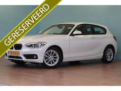 BMW 1-serie - 118i Executive Automaat | NAVI | CLIMA | PDC ACHTER | CRUISE | LEER |