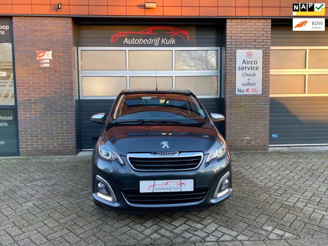 Peugeot 108 - 1.0 e-VTi Allure vol optie,s groot navigatie scherm - AutoWereld.nl