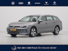Volkswagen Passat Variant - 1.5 eTSI 150pk Business Trekhaak Navigatie Camera Acc ARGON 112