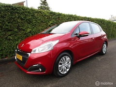 Peugeot 208 - 1.2 82 PK - 5-deurs - Navigatie - Trekhaak