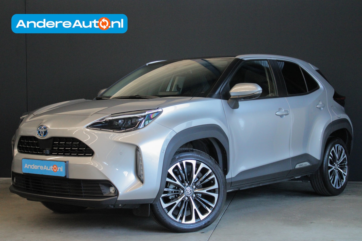 Toyota Yaris Cross - 1.5 Hybrid Executive |nieuw onderhoud|360camera|leder|parkeersensoren| - AutoWereld.nl