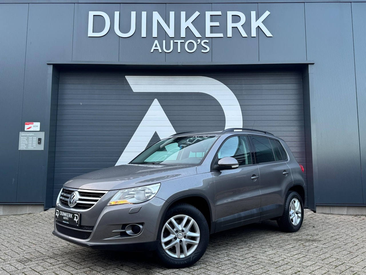 Volkswagen Tiguan - 1.4 TSI Sport&Style | Airco | Climate | Cruise control | Parkeersensor | Carplay | Stoelve - AutoWereld.nl