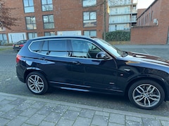BMW X3 - 2.0i xDrive High Executive BMW X3 | M Sport | Pano| Apple Carplay | Carbonschwarz|