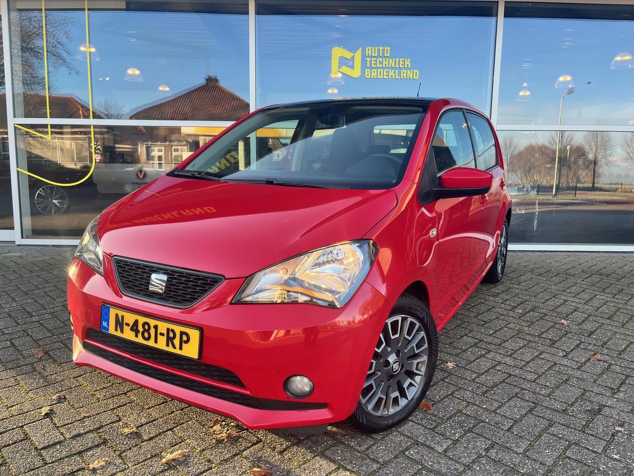 SEAT Mii - STYLE STOELVERWARMING|CRUISECONTROLE|PDC|AIRCO - AutoWereld.nl