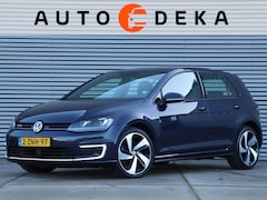 Volkswagen Golf - 1.4 TSI GTE *Leder*Adaptive Cruise*Trekhaak