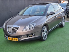 Lancia Delta - 1.8-16V Di Platino AUTOMAAT DAK