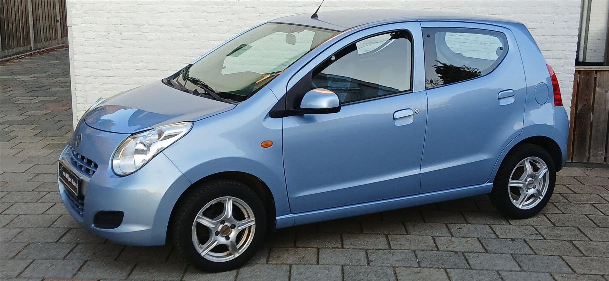 Suzuki Alto - 1.0 5drs airco lmv zeer mooi - AutoWereld.nl