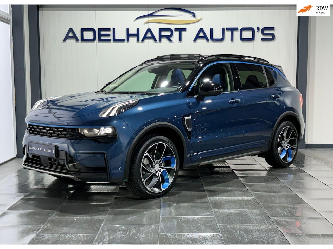 Lynk & Co 01 - 1.5 Automaat / Panorama dak / Navigatie full map / Cruise control / Climate control / etc. - AutoWereld.nl
