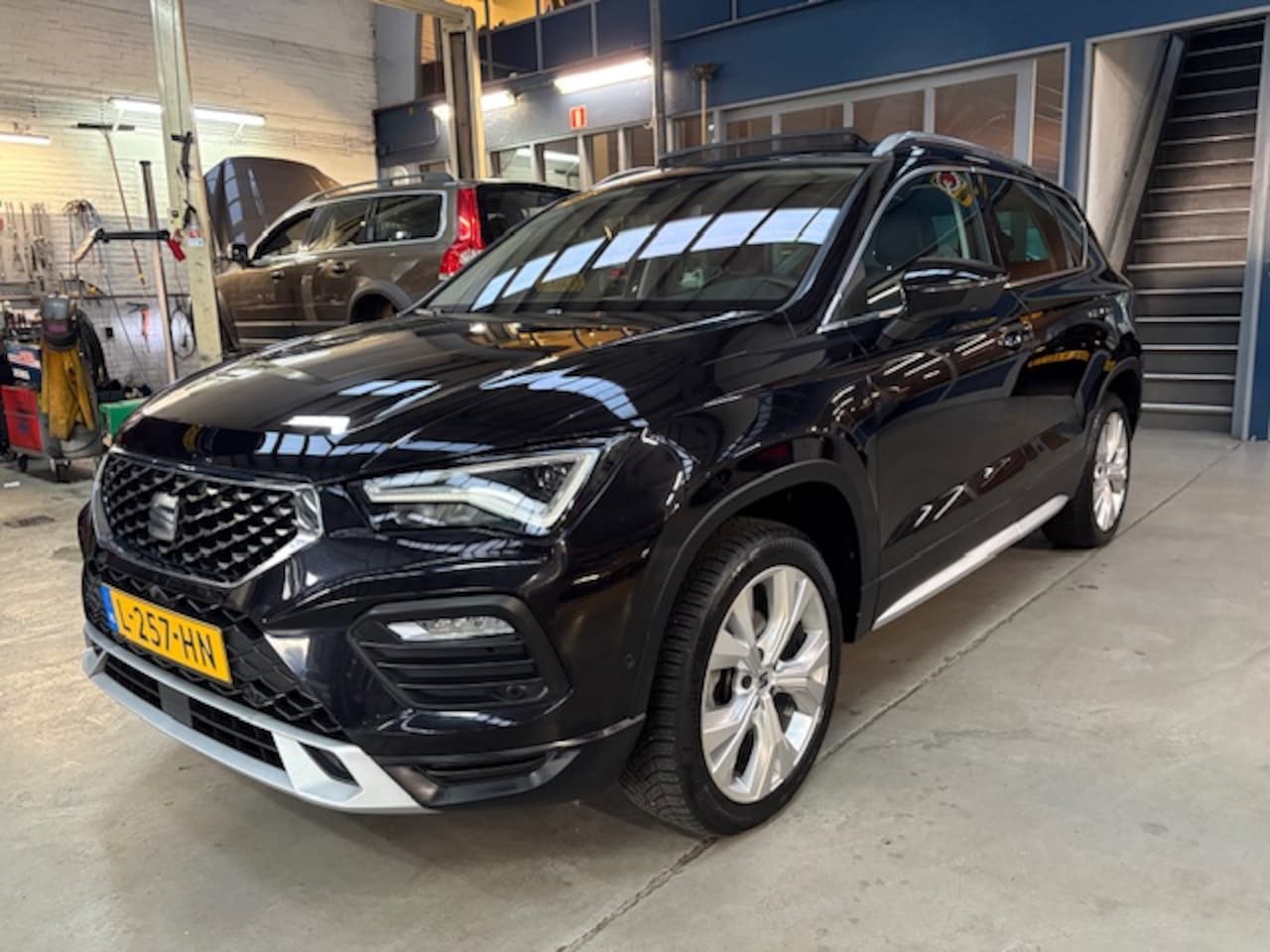 SEAT Ateca - 1.5 EcoTSI 150pk DSG-7 Xperience Business Intense | 360* Camera | Schuif- Kanteldak | Navi - AutoWereld.nl