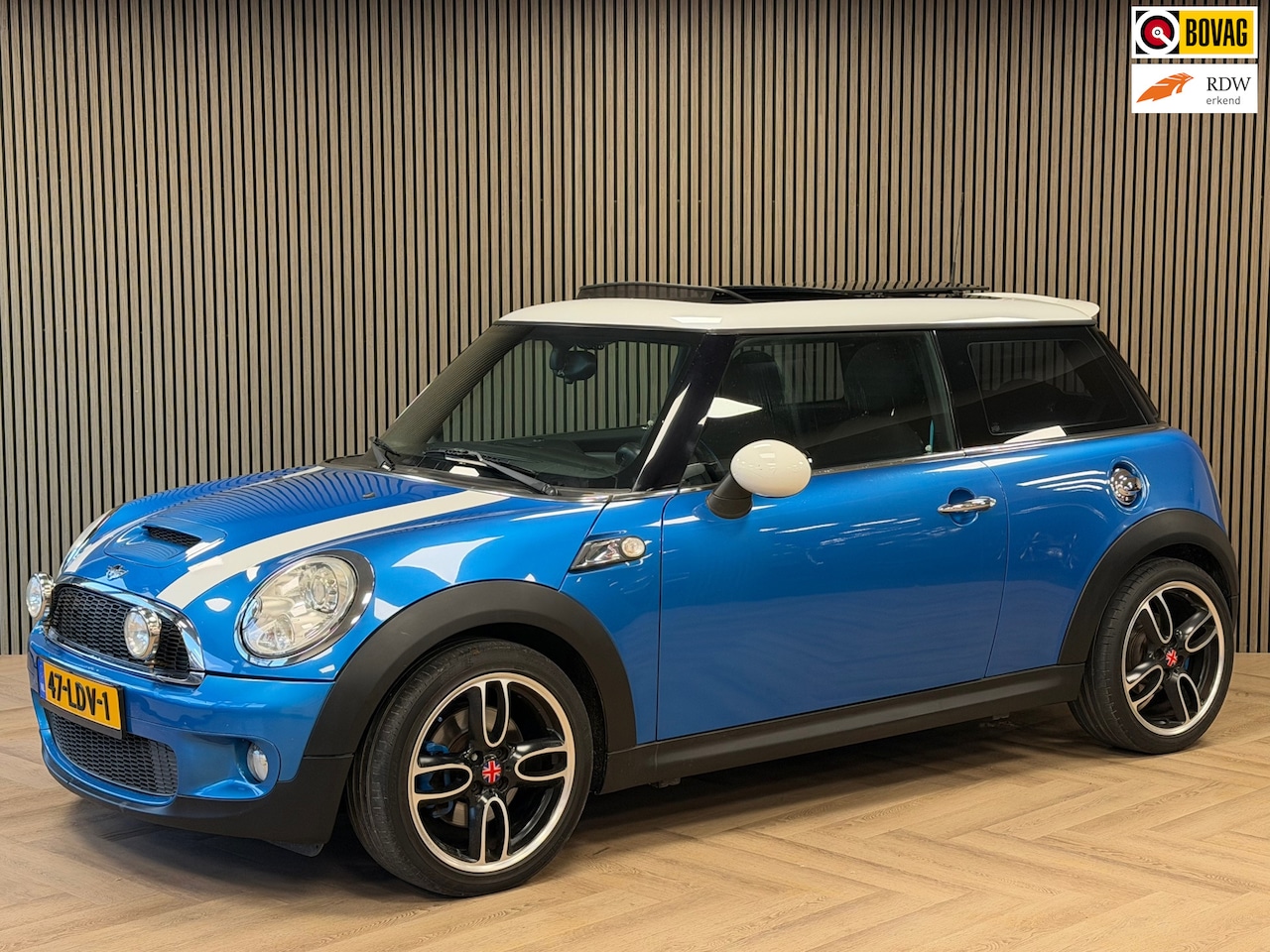 MINI Cooper S - Mini 1.6 Chili 184PK PANORAMADAK NAVIGATIE CLIMATE CRUISE CONTOL - AutoWereld.nl