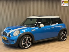 MINI Cooper S - 1.6 Chili 184PK PANORAMADAK NAVIGATIE CLIMATE CRUISE CONTOL