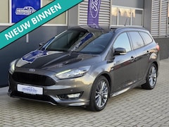 Ford Focus Wagon - 1.0 EcoBoost 125pk ST-Line nw. distributie, trekhaak
