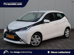 Toyota Aygo X - 5-deurs x-play 1.0 VVT-i 72pk | AIRCO | NAVI | CAMERA | LAGE KM-STAND |