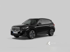 BMW X1 - 25e xDrive M Sport | Panorama | Shadow | Camera | Elek. Trekhaak | Adap. led | Stoelverwar