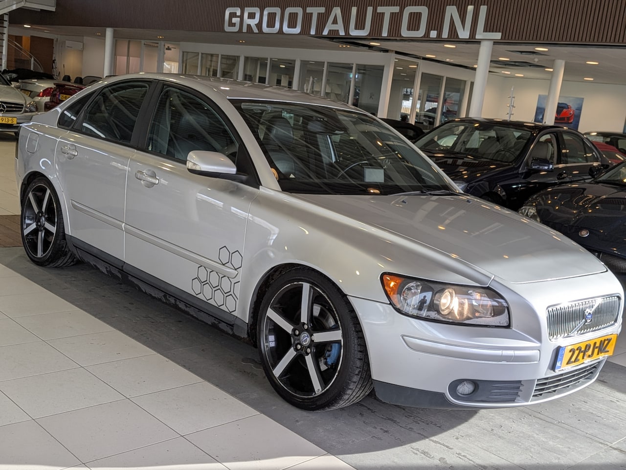Volvo S40 - 2.4 Elite Automaat Airco, Cruise Control, Stuurbekrachtiging - AutoWereld.nl
