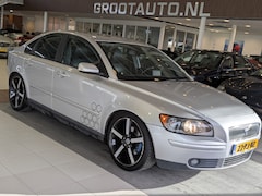 Volvo S40 - 2.4 Elite Automaat Airco, Cruise Control, Stuurbekrachtiging