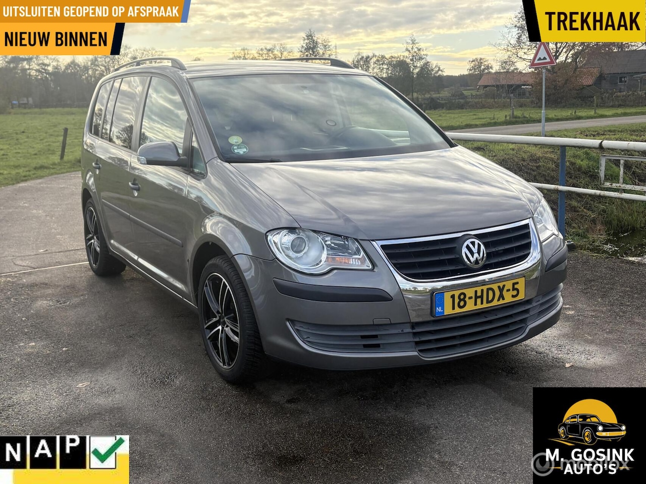 Volkswagen Touran - 1.6 Optive 1.6 Optive - AutoWereld.nl