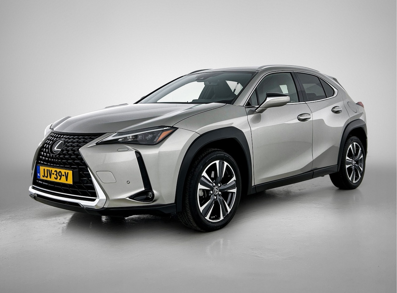 Lexus UX - 250h Business Line | Draadloos Laden | Lexus Link+ | Parkeersensoren | - AutoWereld.nl
